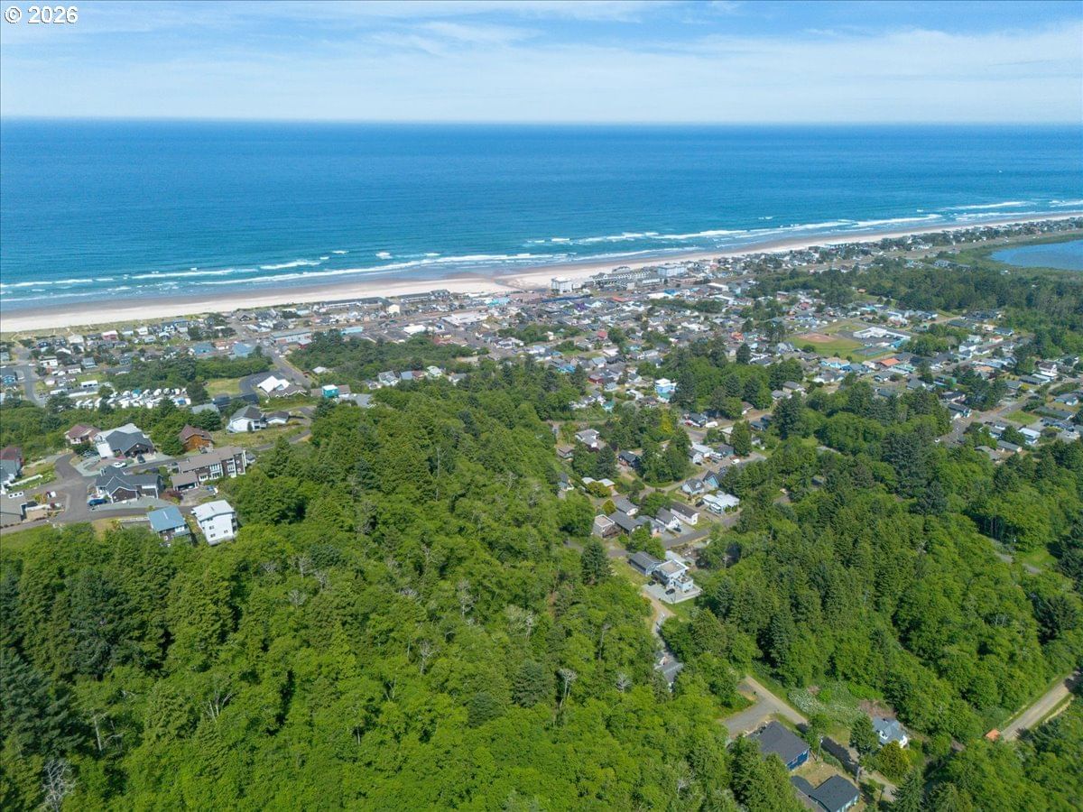 Listing photo 5 of 11, S Keel ST #TL 0102, Rockaway Beach, OR, 97136
