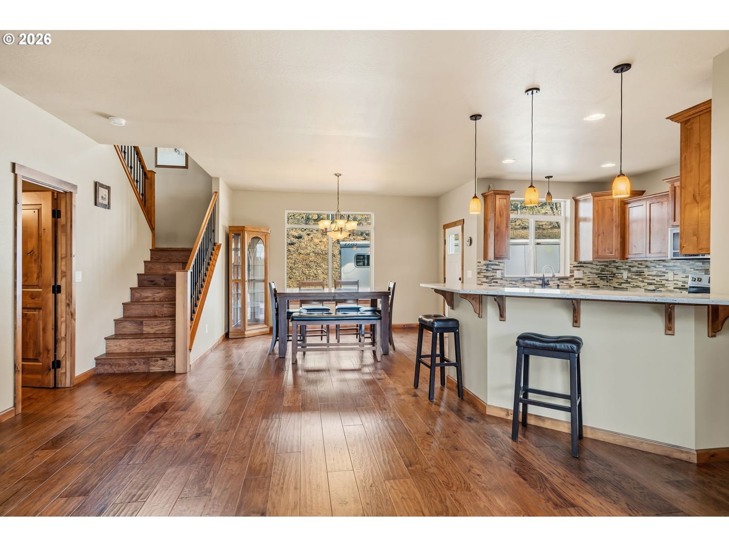 Listing photo 4 of 35, 12594 MCNEIL CREEK RD, Eagle Point, OR, 97524