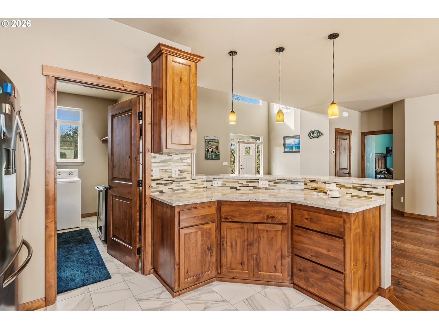 Listing photo 5 of 35, 12594 MCNEIL CREEK RD, Eagle Point, OR, 97524