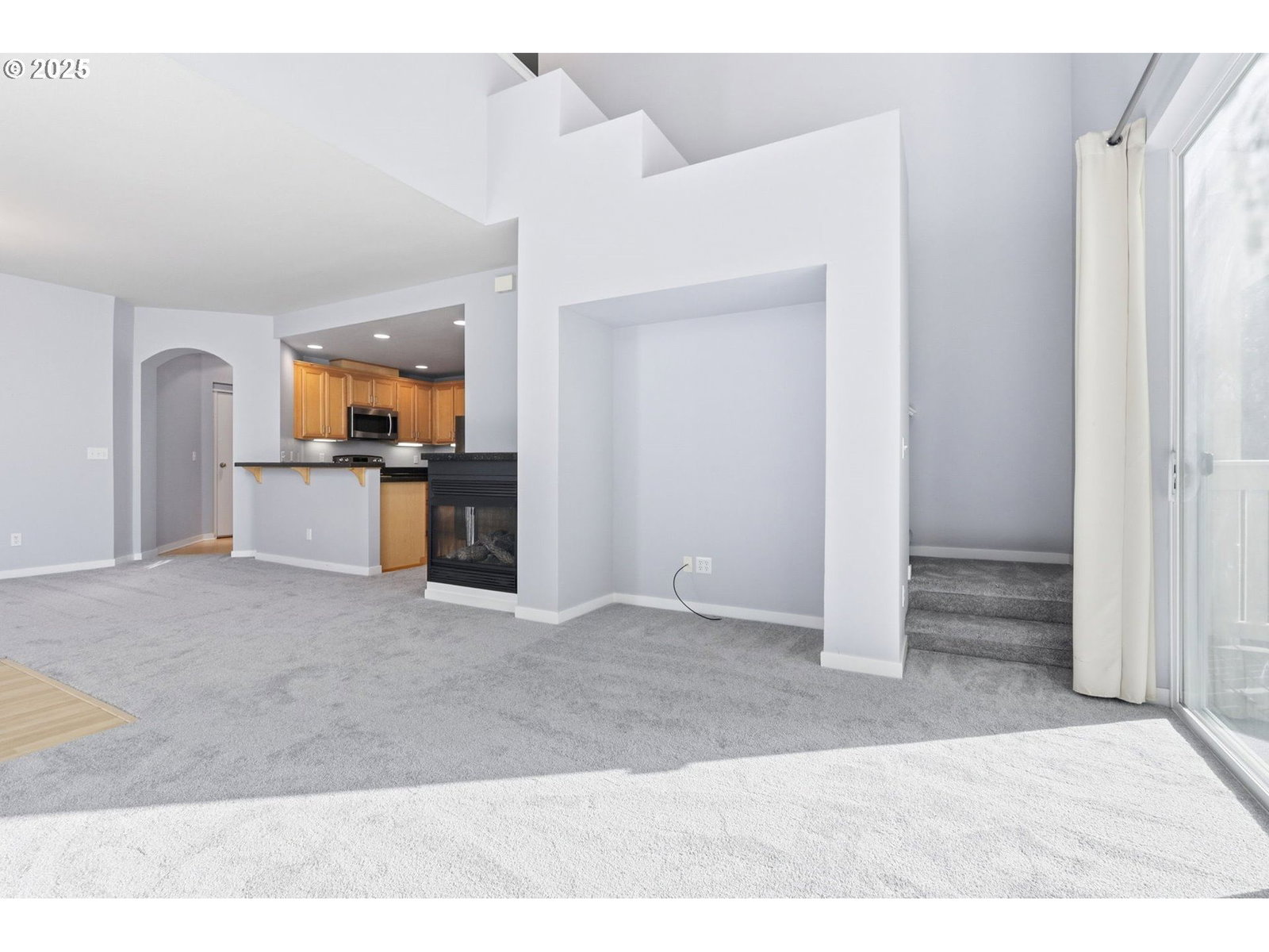 Listing photo 4 of 31, 2644 SW HUME CT, Portland, OR, 97219