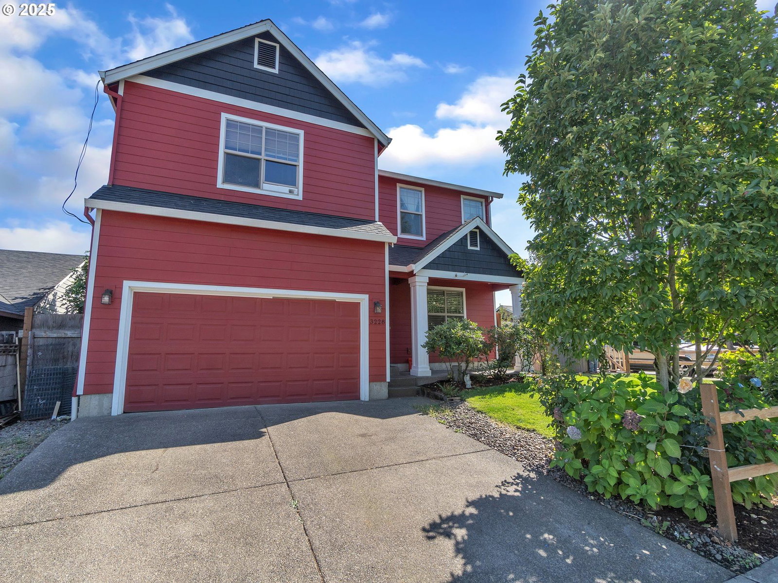 Listing photo 4 of 33, 3228 NE DAFFODIL DR, McMinnville, OR, 97128
