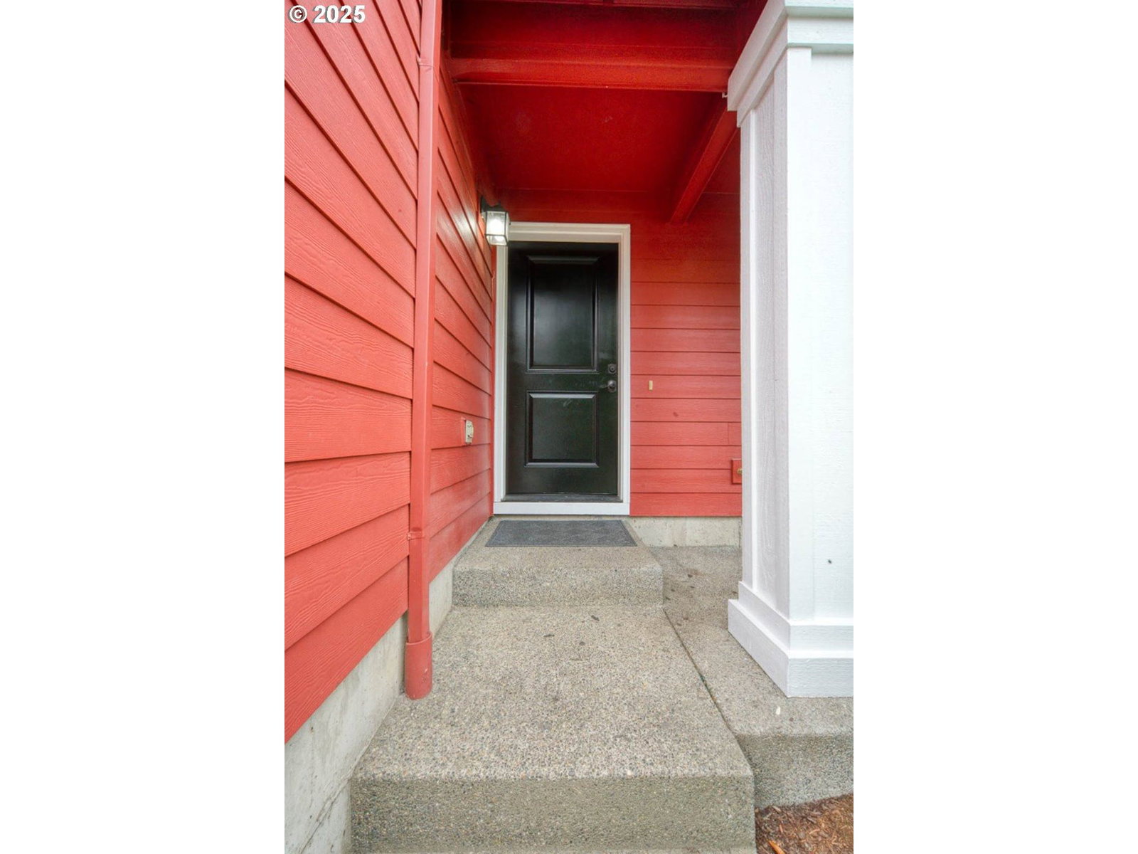 Listing photo 5 of 33, 3228 NE DAFFODIL DR, McMinnville, OR, 97128