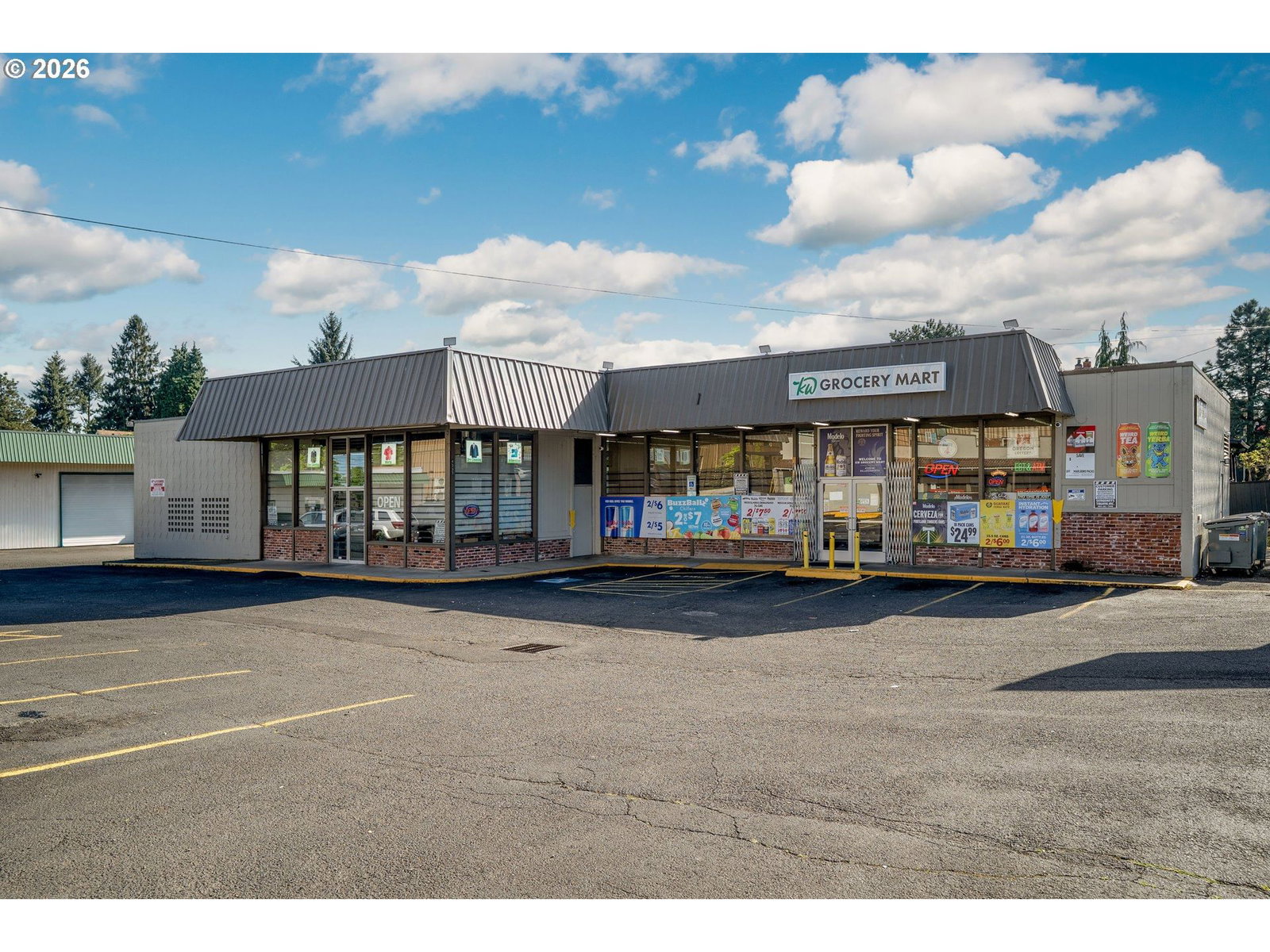 Listing photo 5 of 16, 4331 NE KILLINGSWORTH ST, Portland, OR, 97218