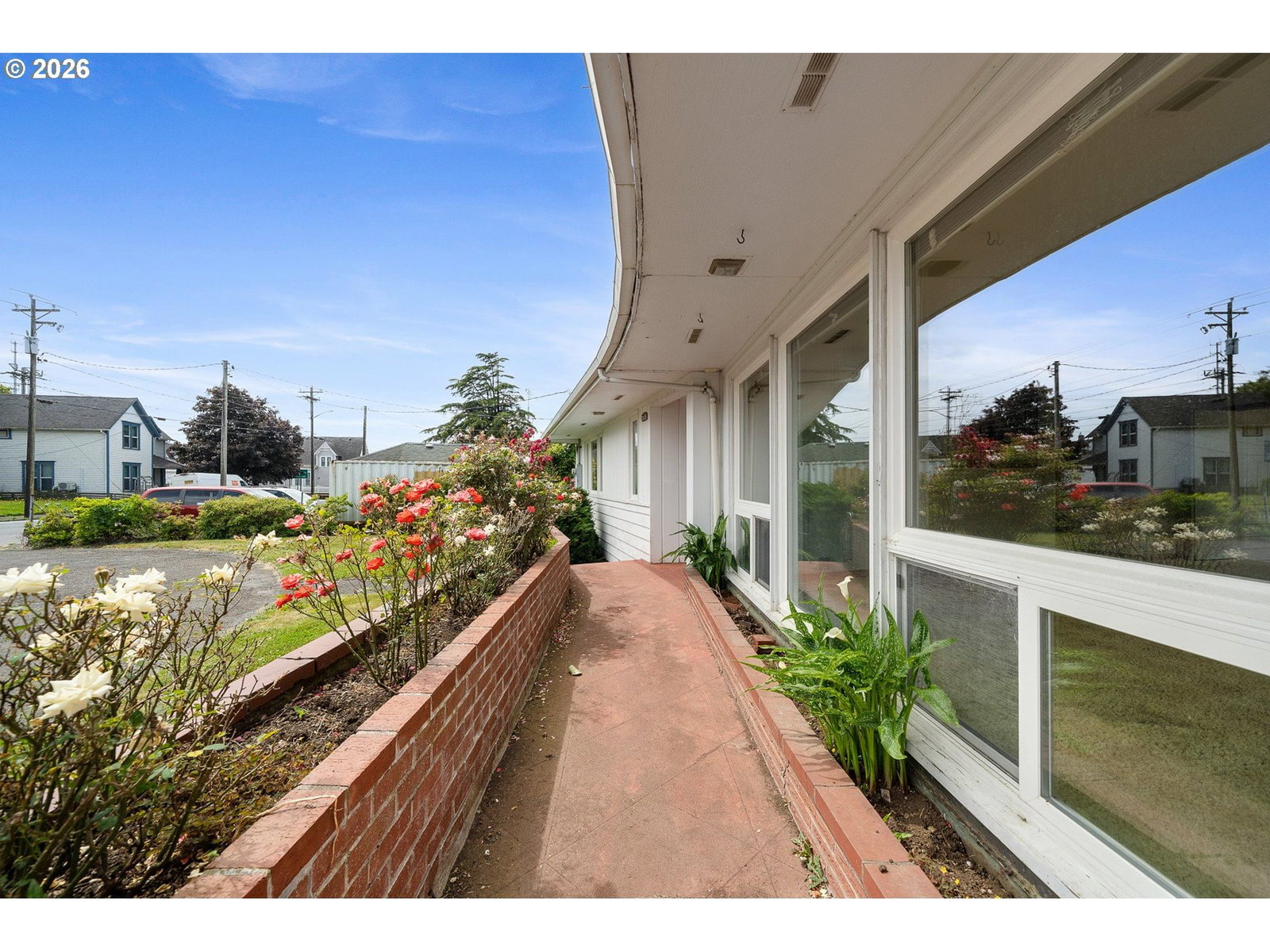 Listing photo 4 of 39, 2418 1ST ST, Tillamook, OR, 97141