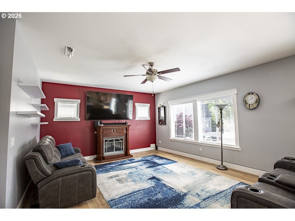 Listing photo 4 of 20, 11002 KRISTIN WAY, Island City, OR, 97850