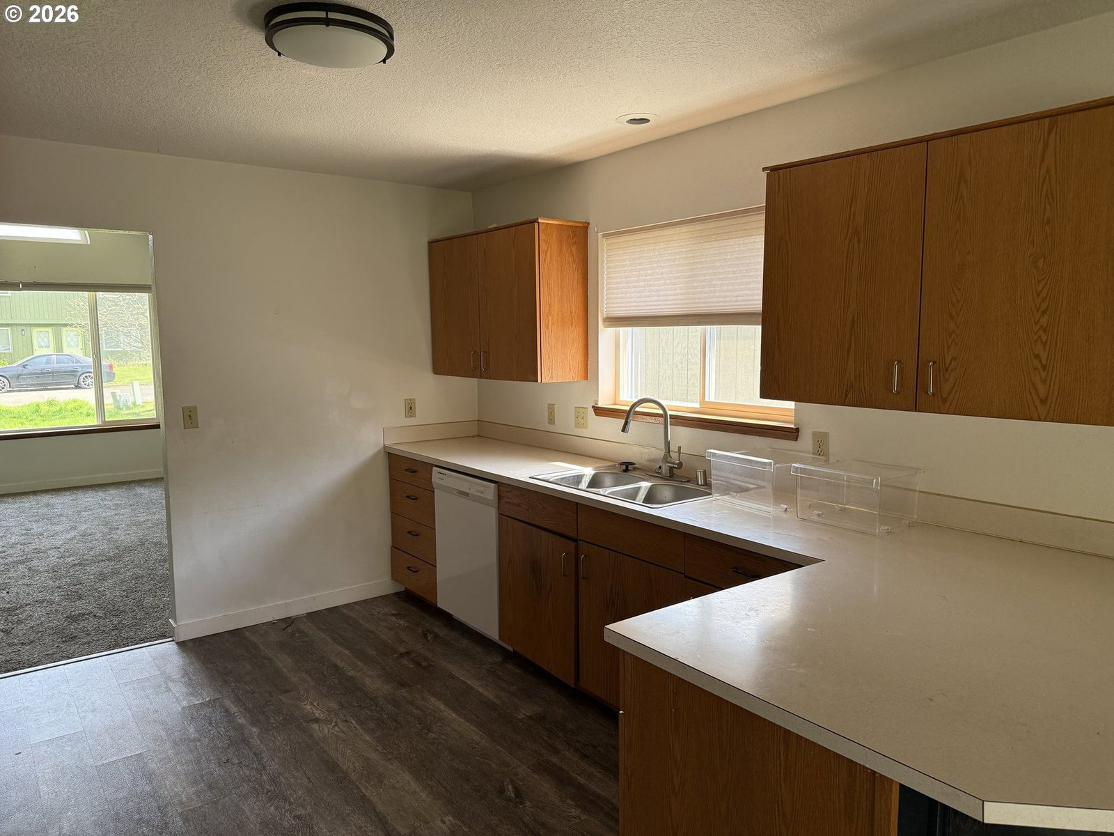 Listing photo 4 of 10, 108 COWAN CT, Longview, WA, 98632