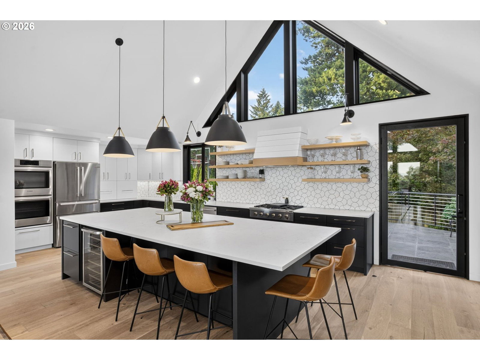 Listing photo 5 of 48, 17780 OVERLOOK CIR, Lake Oswego, OR, 97034