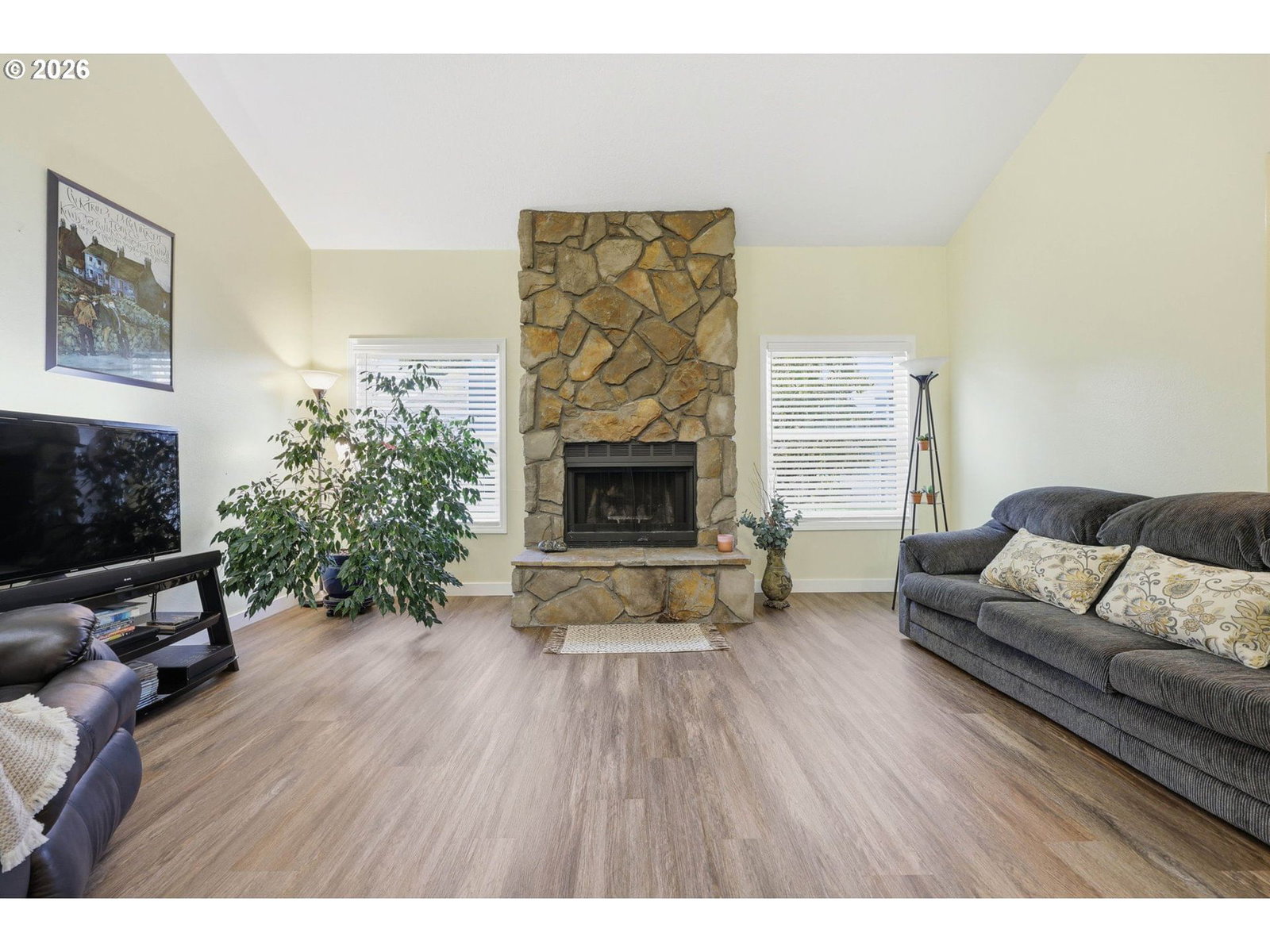 Listing photo 5 of 22, 8390 SW MOHAWK ST, Tualatin, OR, 97062