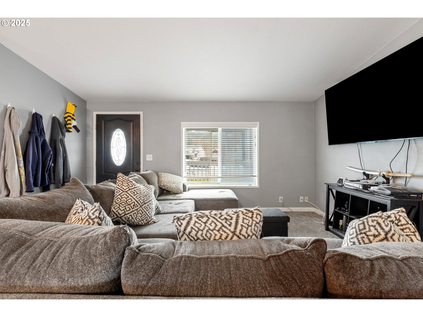 Listing photo 5 of 31, 201 HEAVENLY CT, Sutherlin, OR, 97479