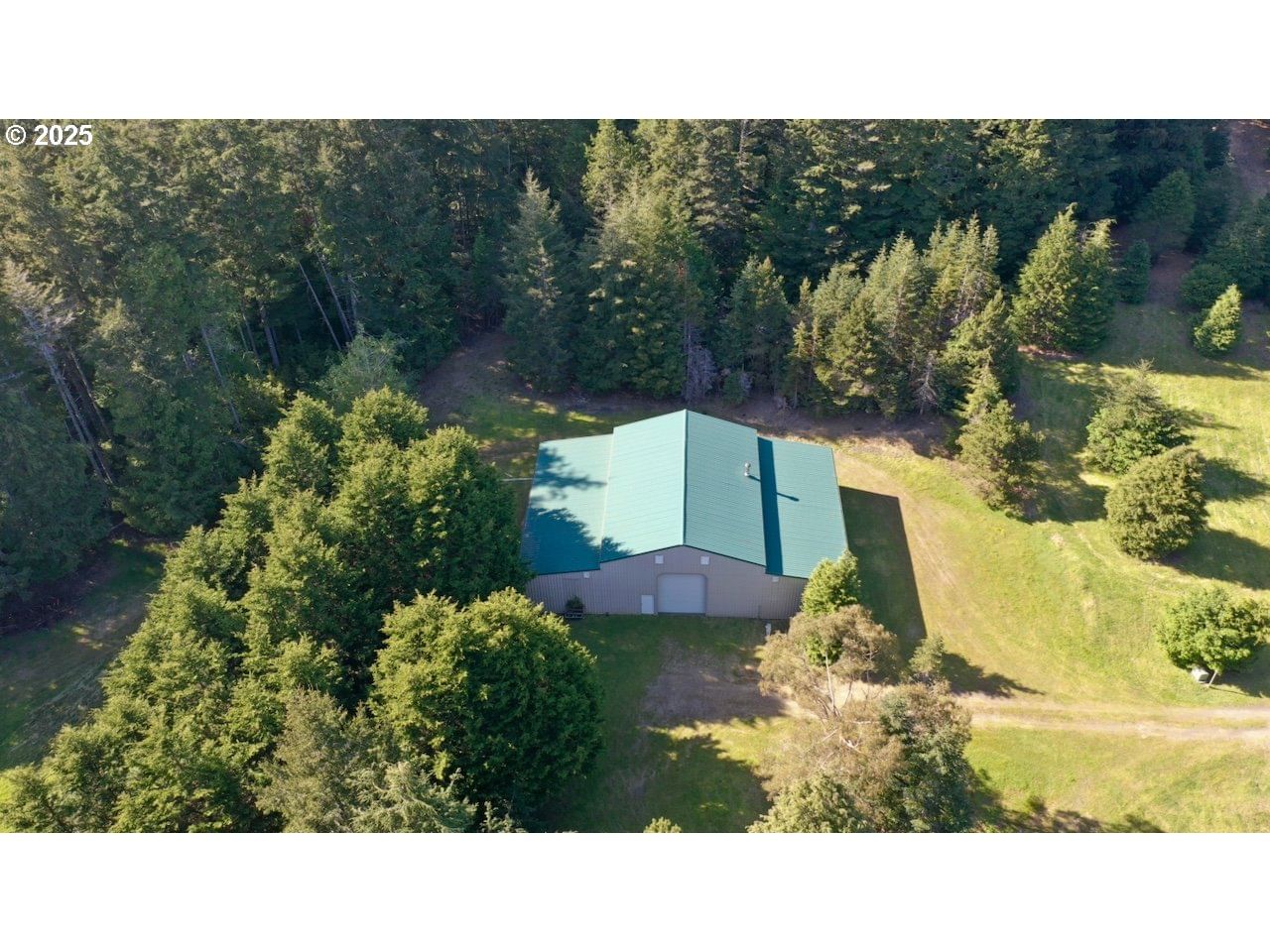 Listing photo 4 of 17, 42836 HENSLEY HILL RD, Port Orford, OR, 97465