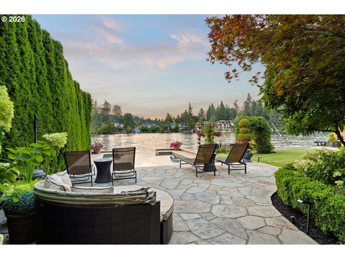 Listing photo 5 of 44, 1527 LAKE FRONT RD, Lake Oswego, OR, 97034