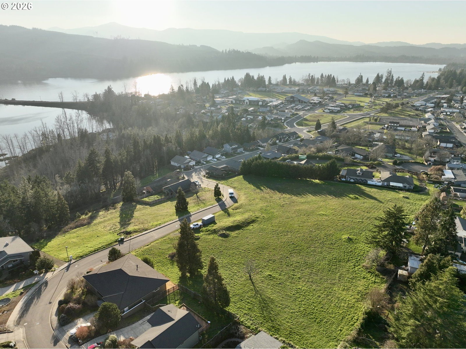 Listing photo 4 of 28, Wetleau Dr., Lowell, OR, 97452