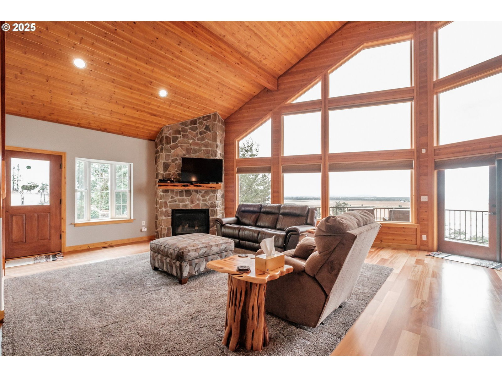 Listing photo 4 of 42, 29109 BROWNSVILLE RD, Brownsville, OR, 97327