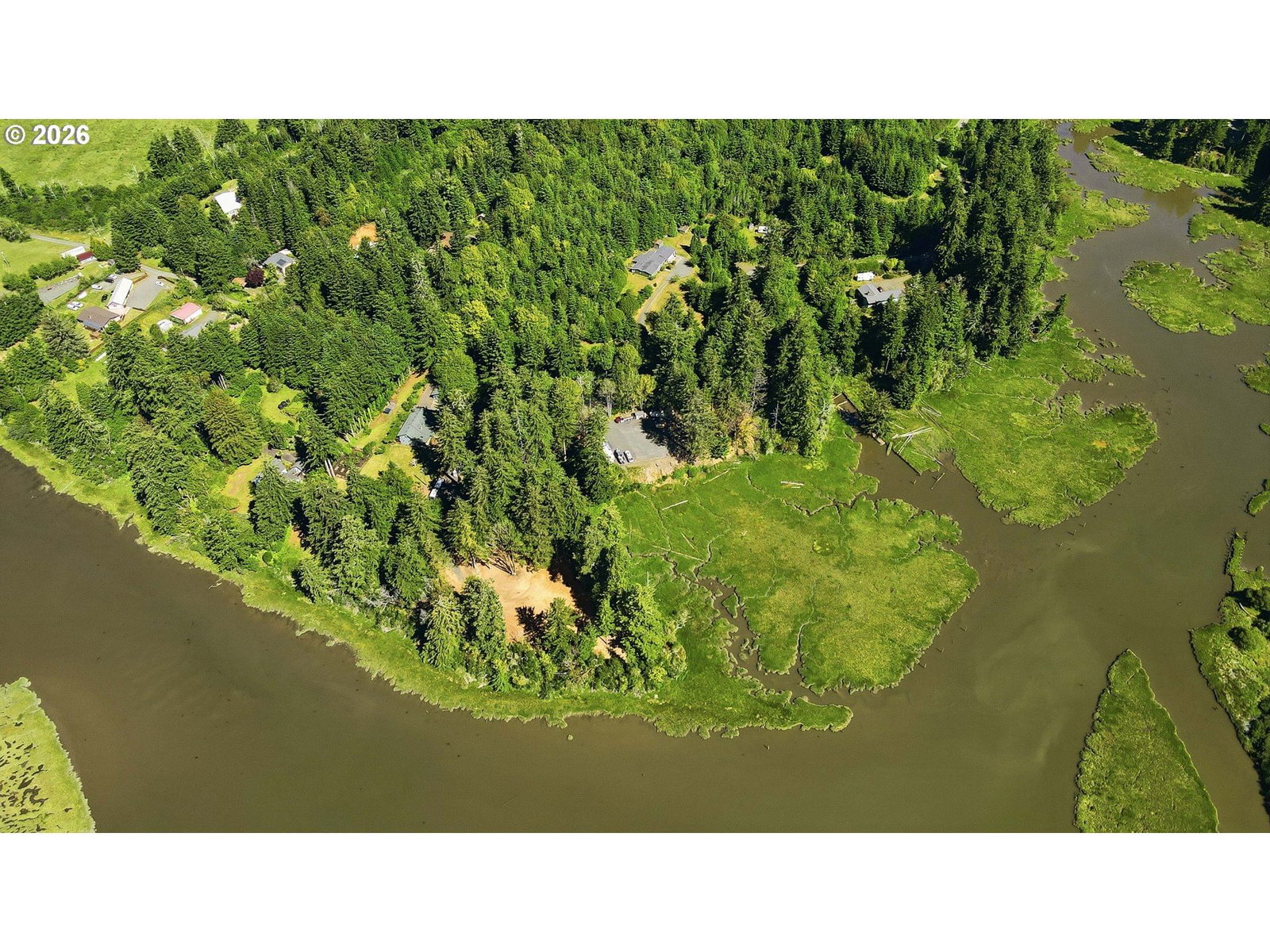 Listing photo 4 of 35, 93808 HOLLOW STUMP LN, North Bend, OR, 97459