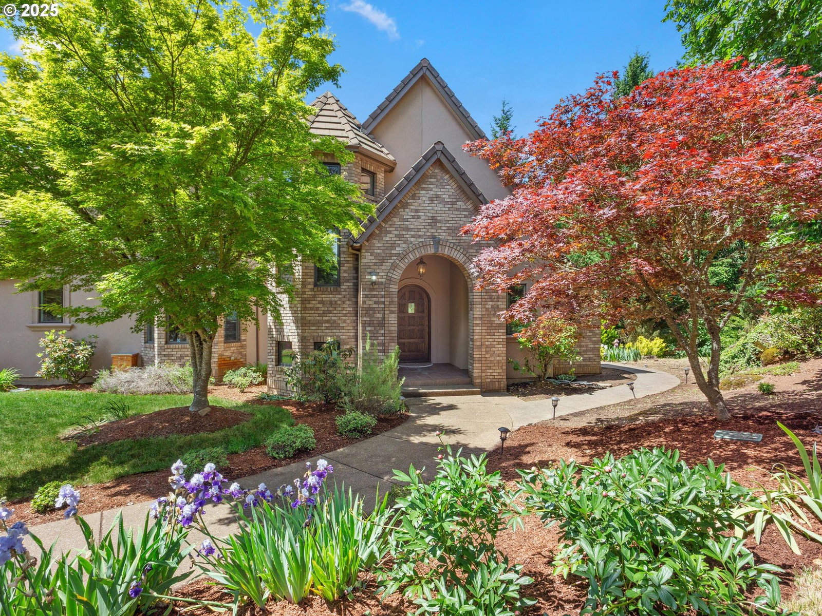 Listing photo 4 of 48, 8801 SE WALNUT DR, Amity, OR, 97101
