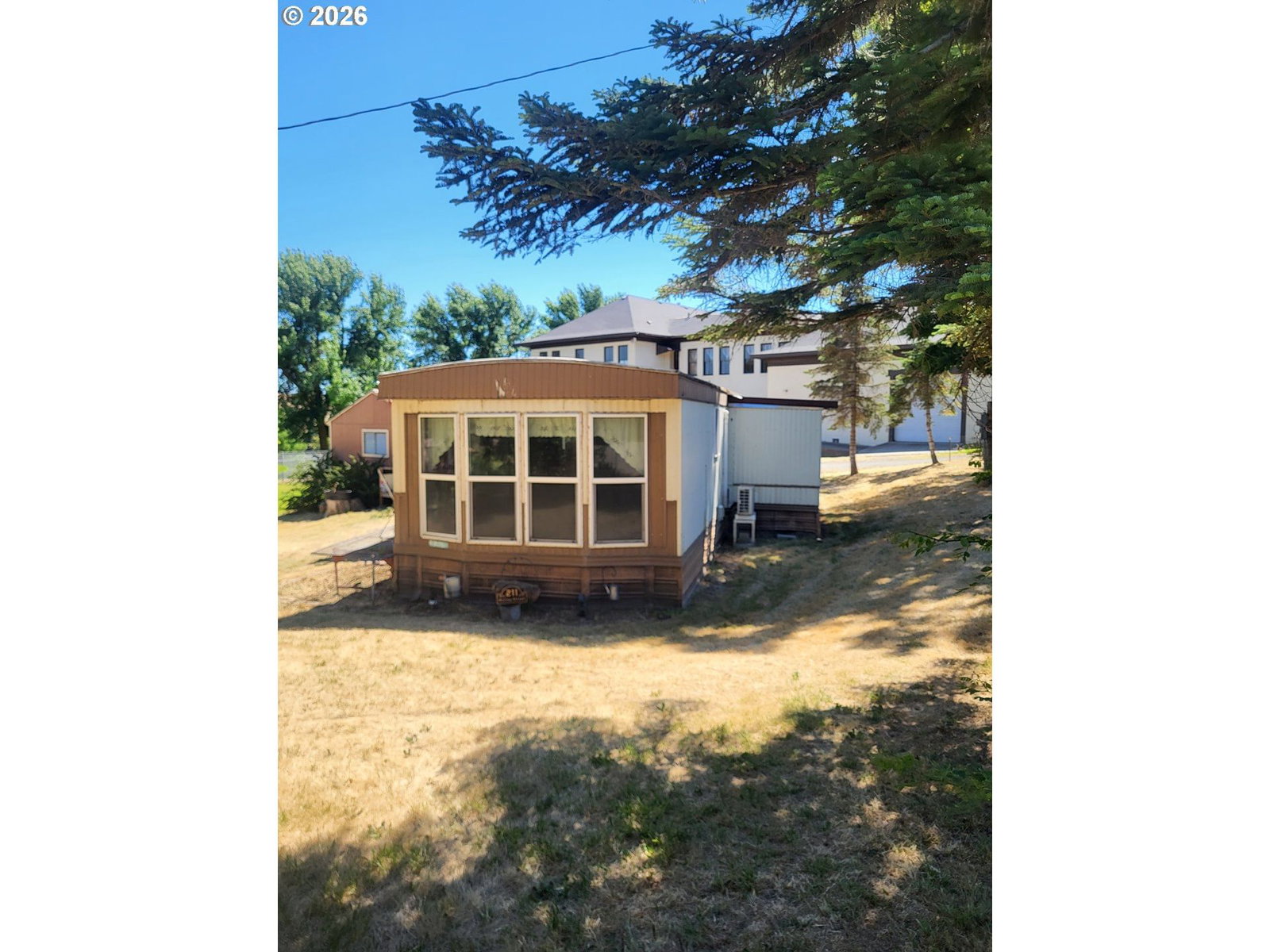 Listing photo 5 of 19, 211 MCCOY ST, Moro, OR, 97039