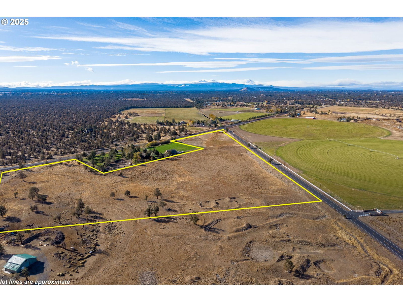 Listing photo 4 of 22, 23669 DODDS RD, Bend, OR, 97701