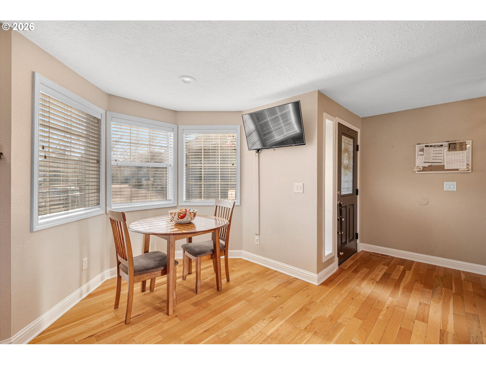 Listing photo 4 of 38, 2039 FLAG STONE CT, Keizer, OR, 97303