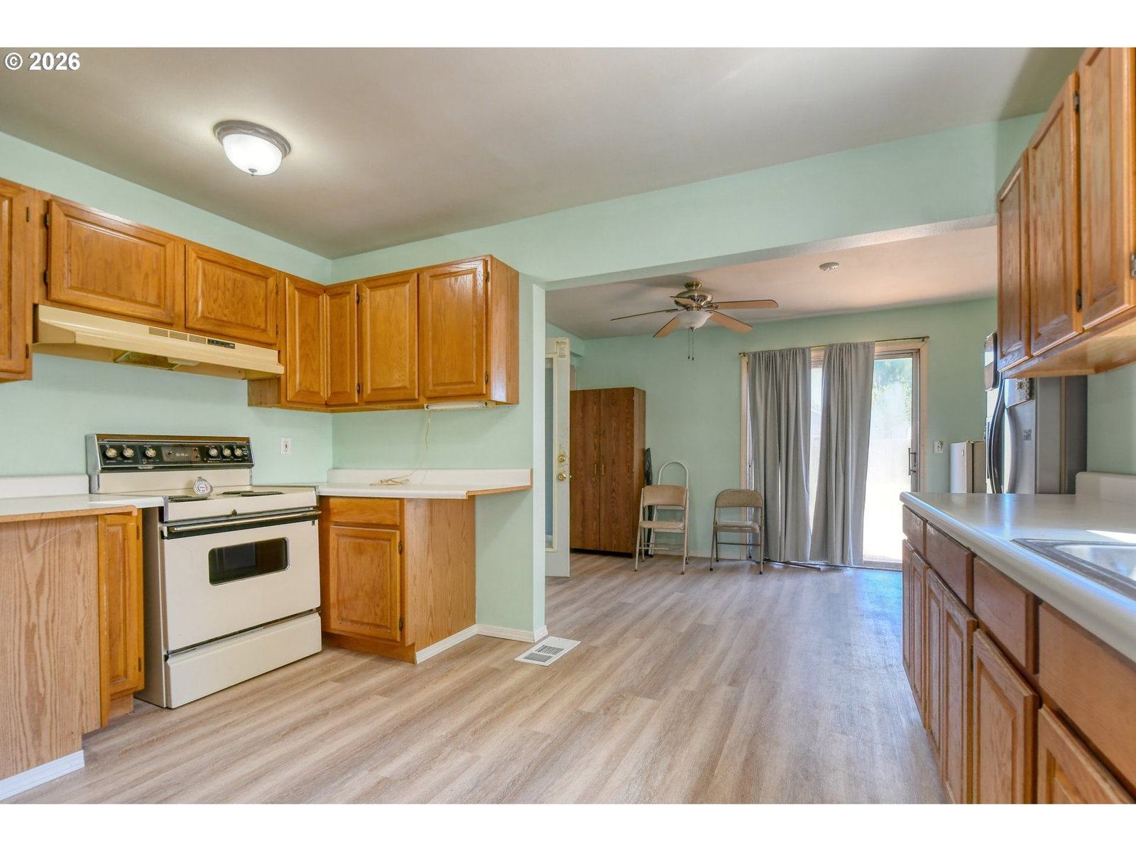 Listing photo 5 of 30, 433 E DARWIN ST, Athena, OR, 97813