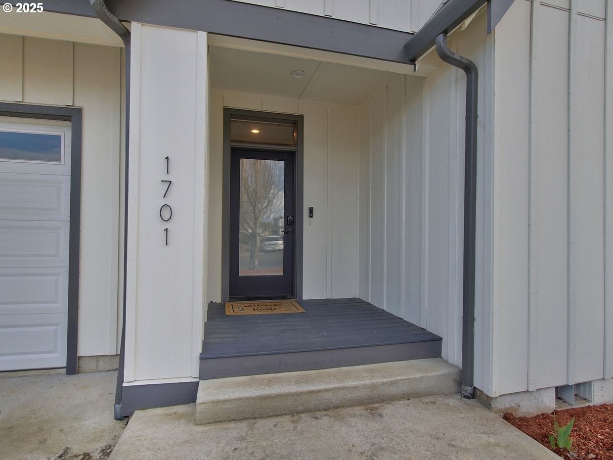 Listing photo 5 of 48, 1701 S ALPINE ST, Cornelius, OR, 97113