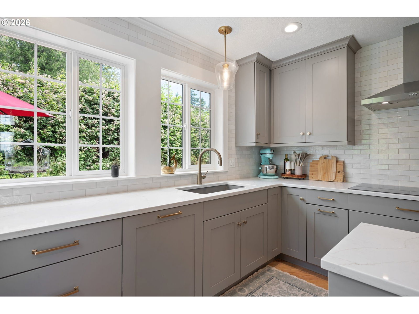 Listing photo 4 of 36, 2420 IVY LN, Kelso, WA, 98626