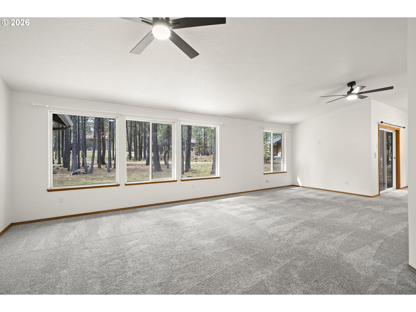 Listing photo 4 of 44, 14485 MOUNTAIN VIEW LOOP, Sisters, OR, 97759