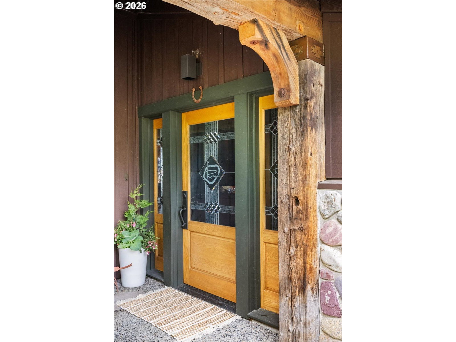 Listing photo 4 of 48, 1945 CYNTHIA WAY, Mosier, OR, 97040