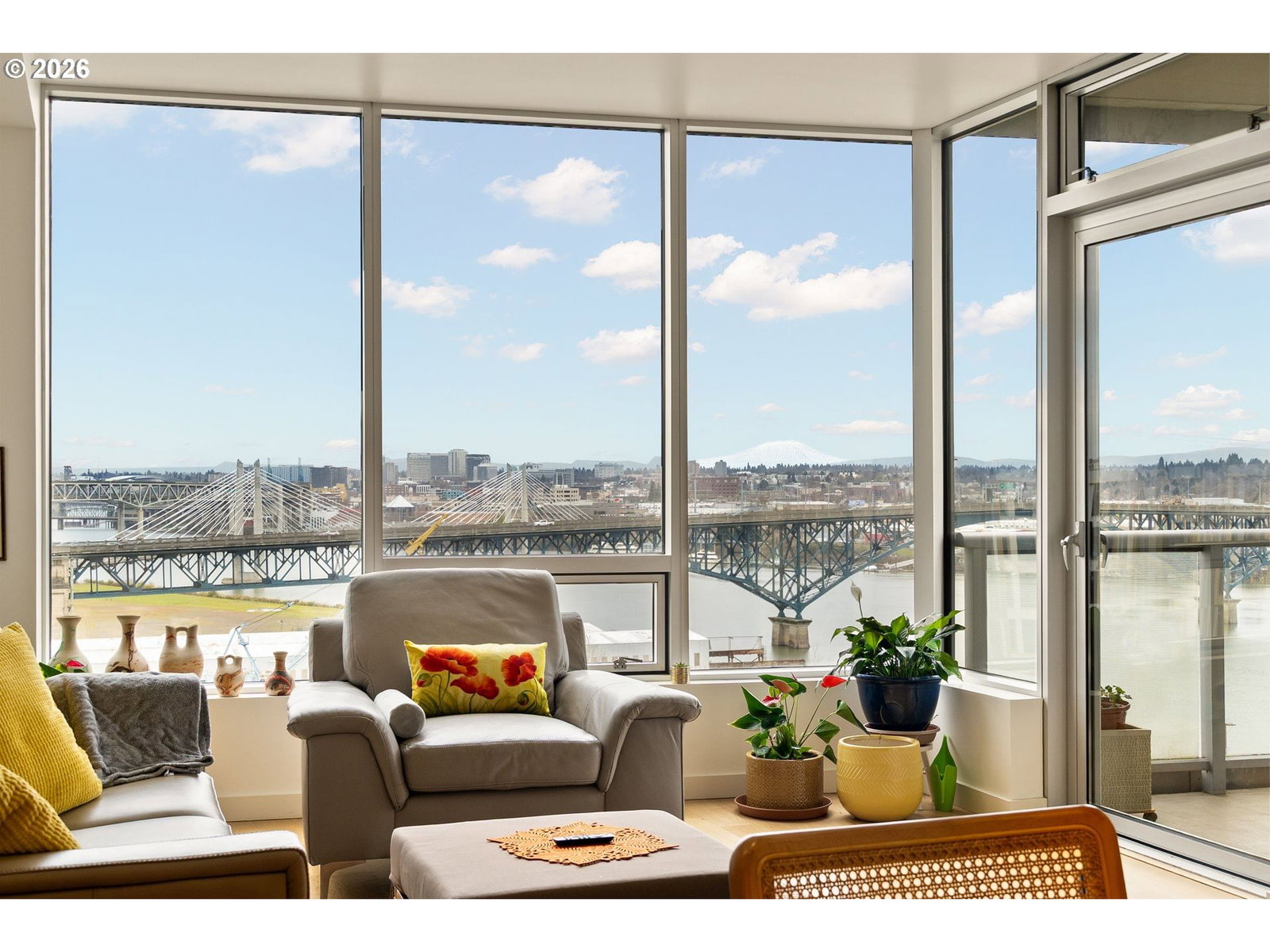 Listing photo 4 of 28, 3570 S RIVER PKWY #1305, Portland, OR, 97239