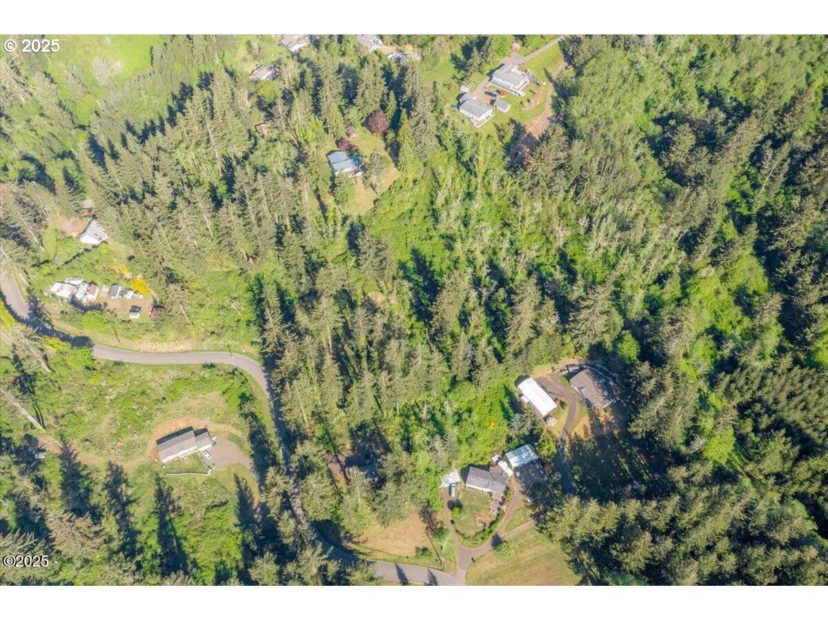 Listing photo 4 of 12, TL 1600 Criteser LOOP, Toledo, OR, 97391