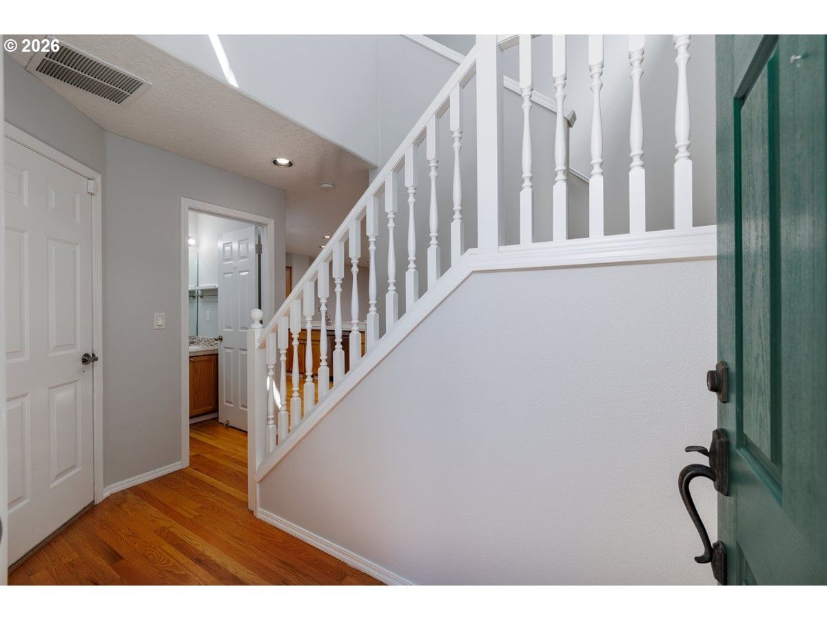 Listing photo 4 of 27, 15333 NW TWOPONDS DR, Portland, OR, 97229