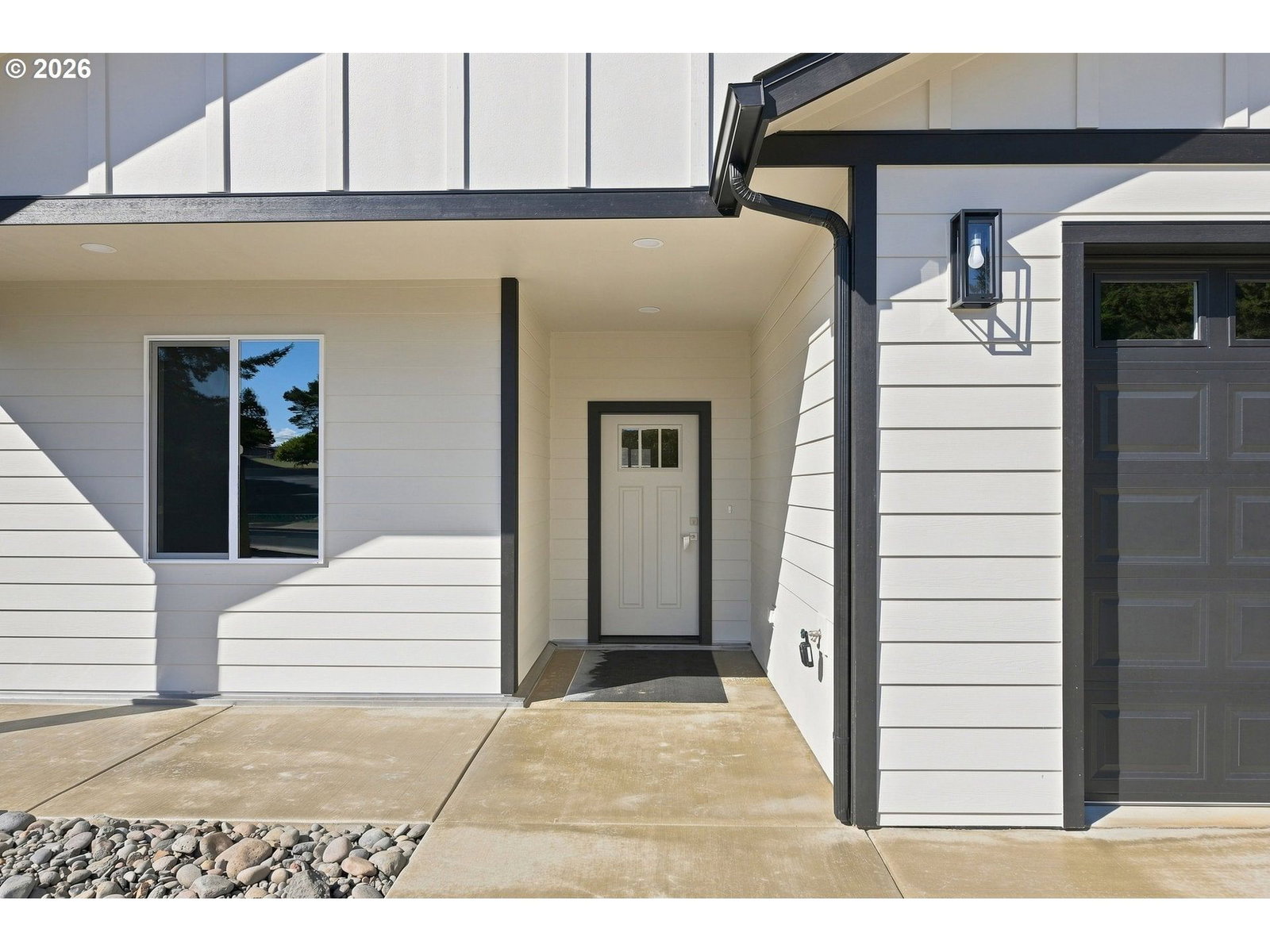 Listing photo 5 of 44, 768 DIVISION AVE, Coos Bay, OR, 97420