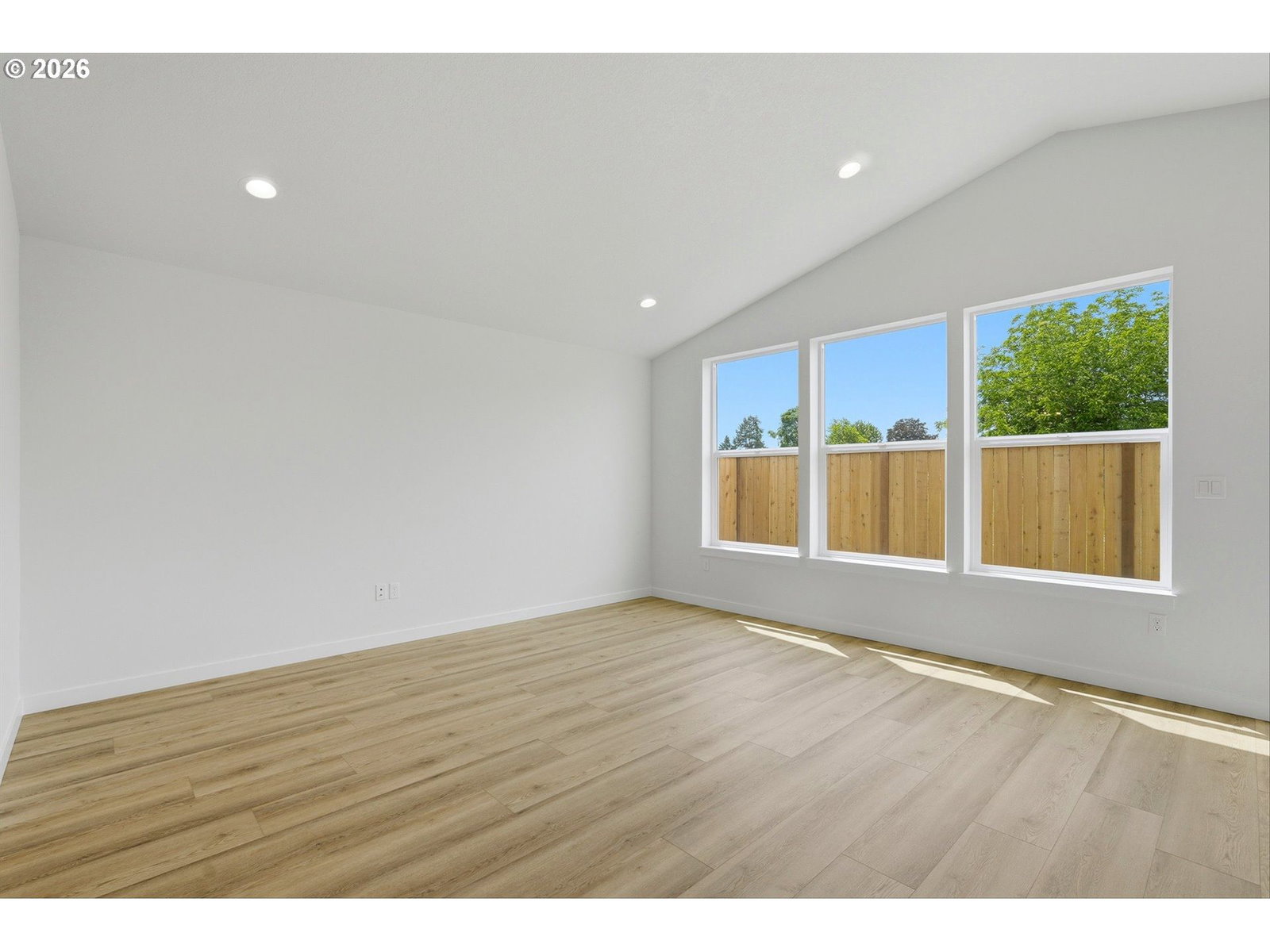 Listing photo 5 of 19, 375 SE Shetterly DR, Dallas, OR, 97338