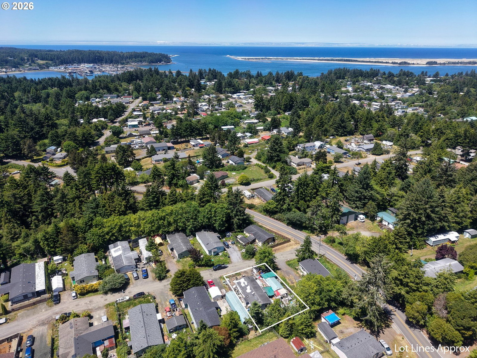 Listing photo 4 of 21, 63451 CAPITOL DR, Coos Bay, OR, 97420