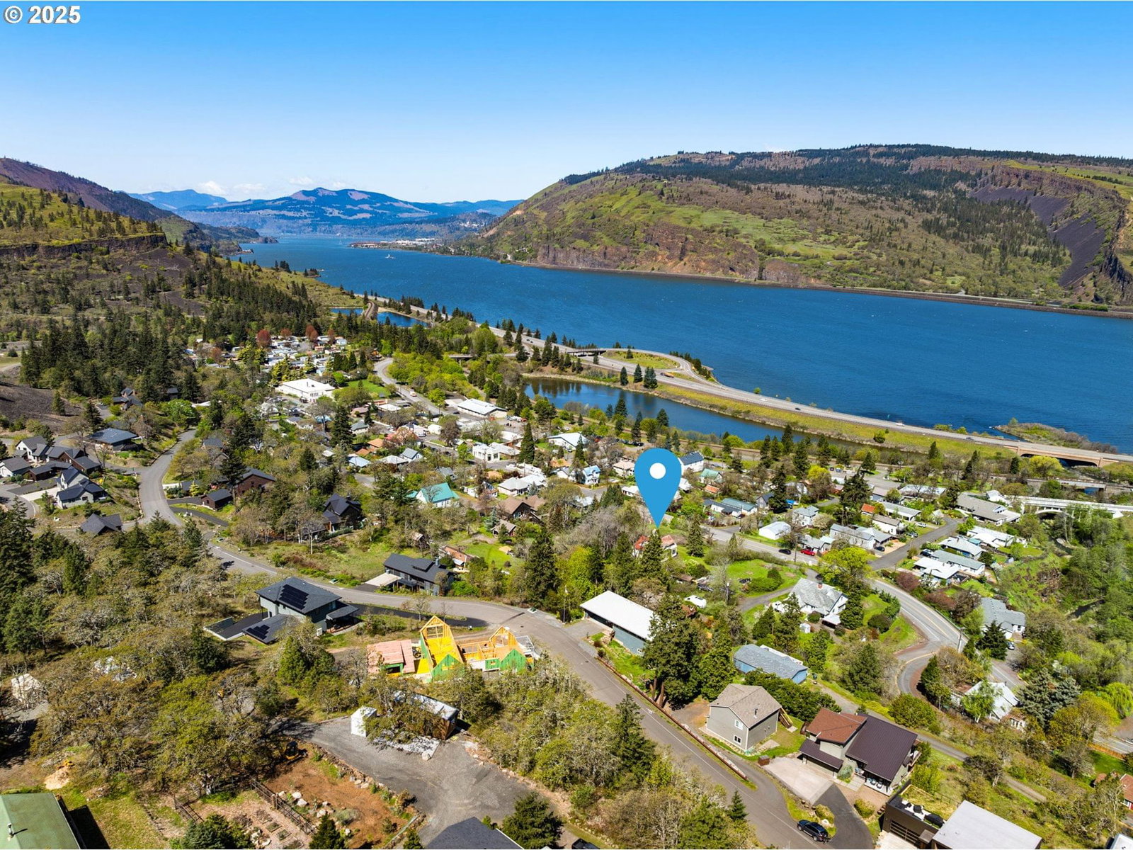 Listing photo 4 of 48, 704 3RD AVE, Mosier, OR, 97040
