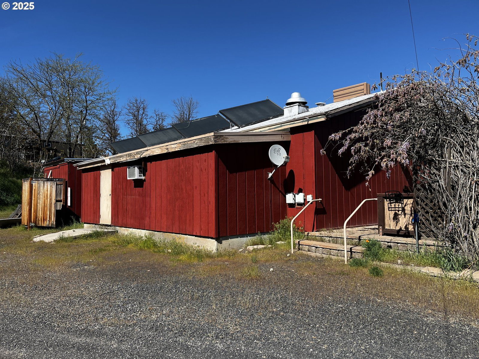 Listing photo 4 of 29, 99 3RD ST, Maupin, OR, 97037