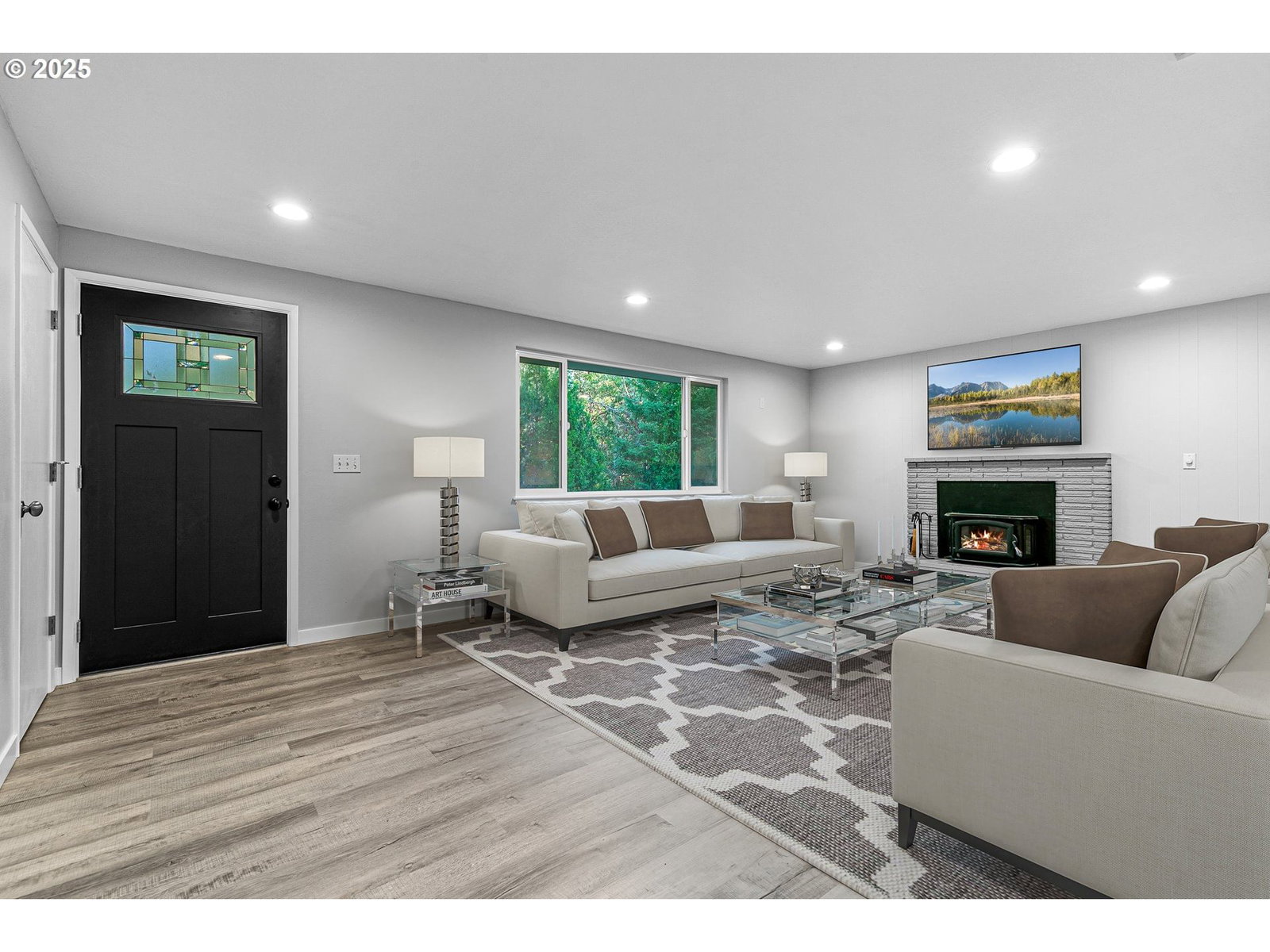 Listing photo 5 of 48, 387 CIENAGA LN, Grants Pass, OR, 97526