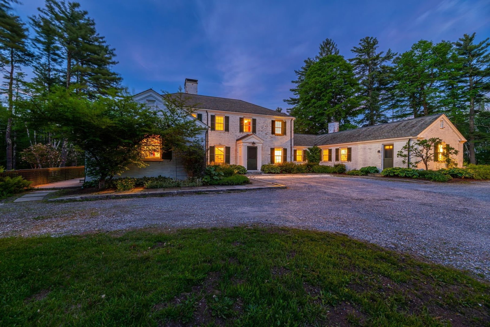 1613 West Road, Manchester, VT 05255 photo 2