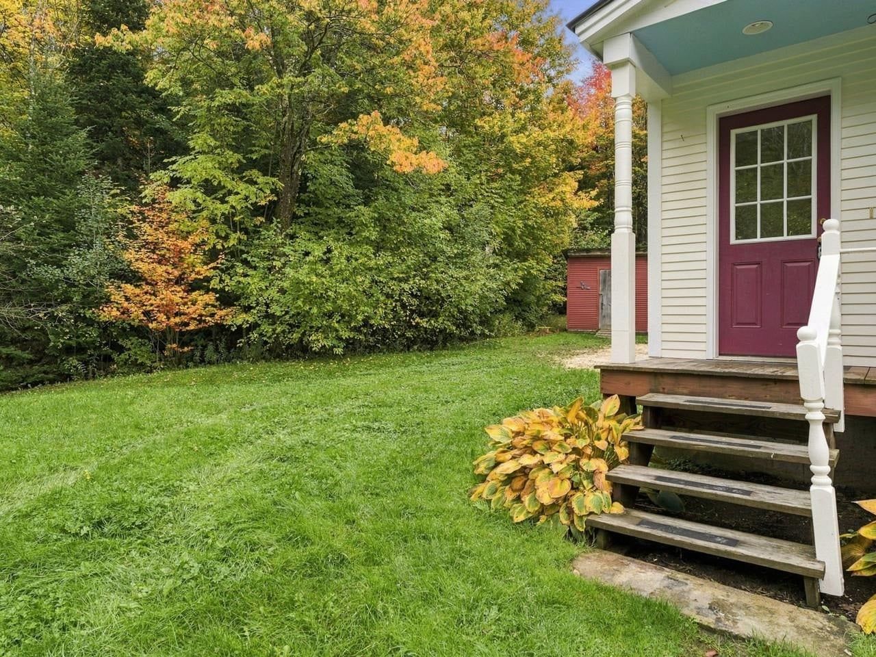 32 Pine Street, Warren, VT 05674 photo 4