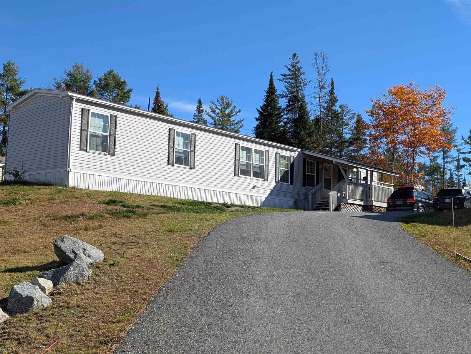 5 Crowe View Drive, Littleton, NH 03561