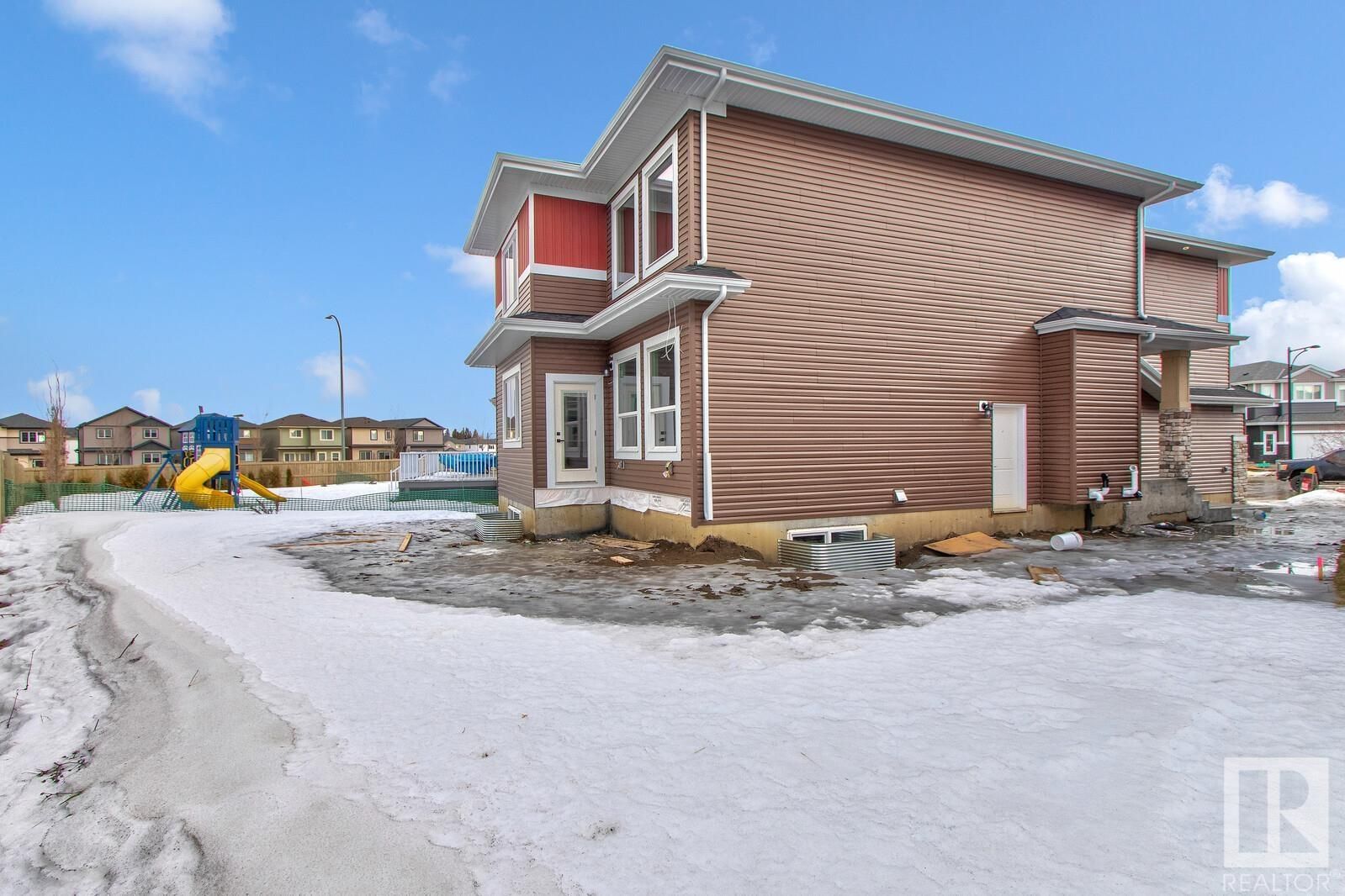 Listing Image 45