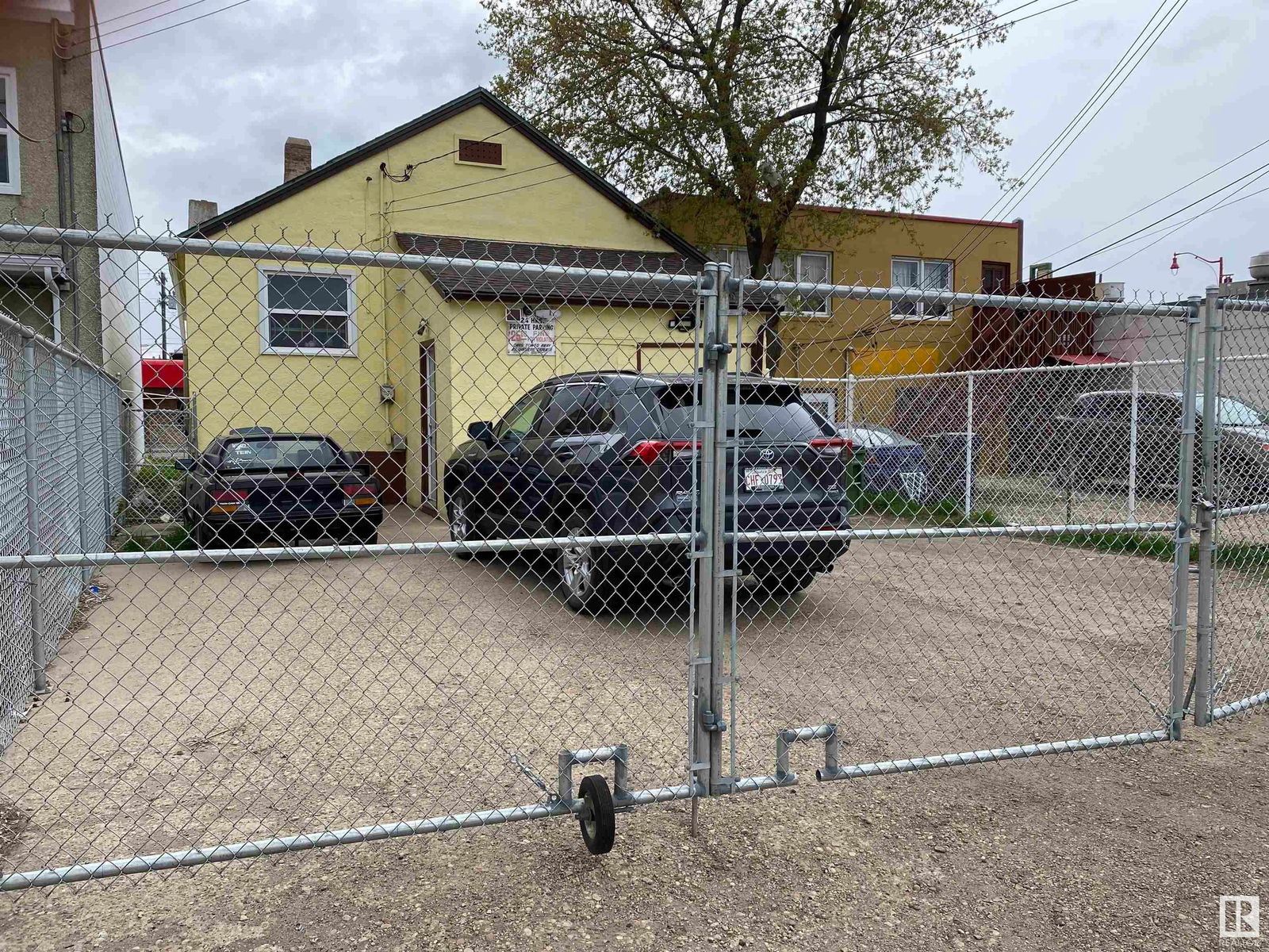 Listing Image 26