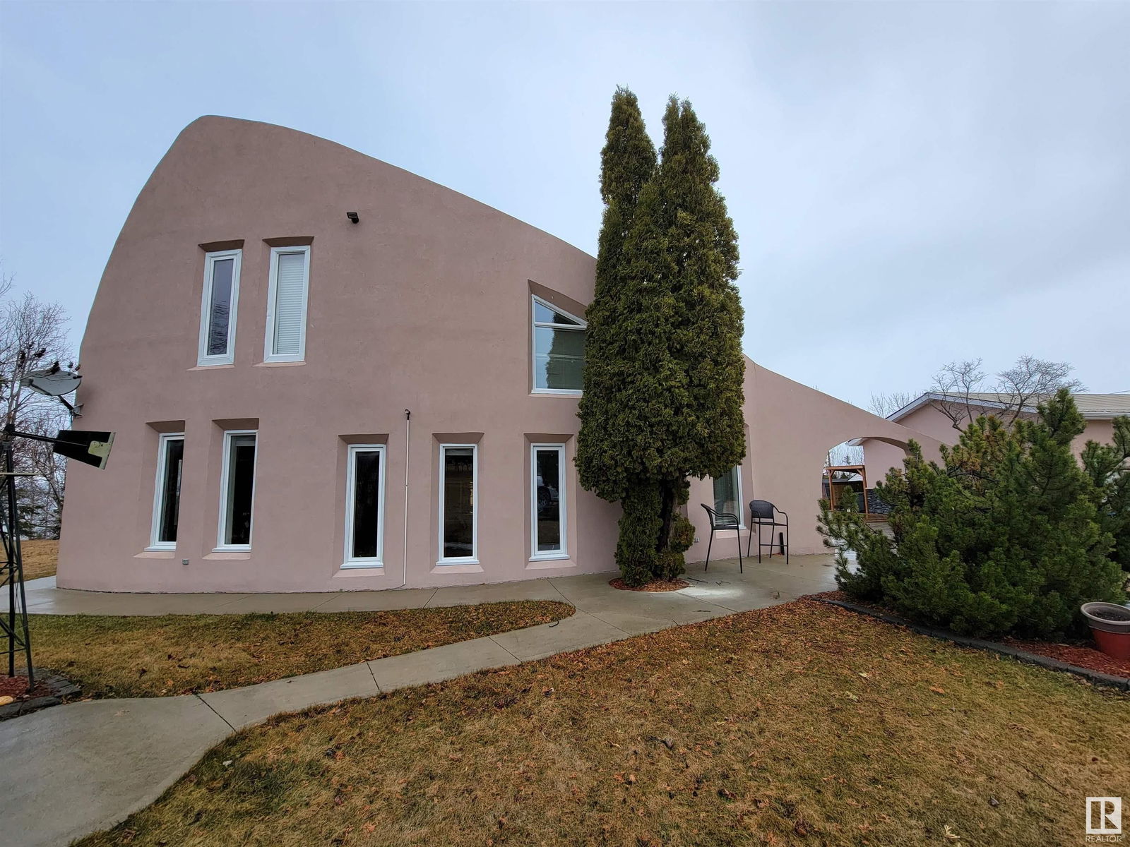 Listing Image 46