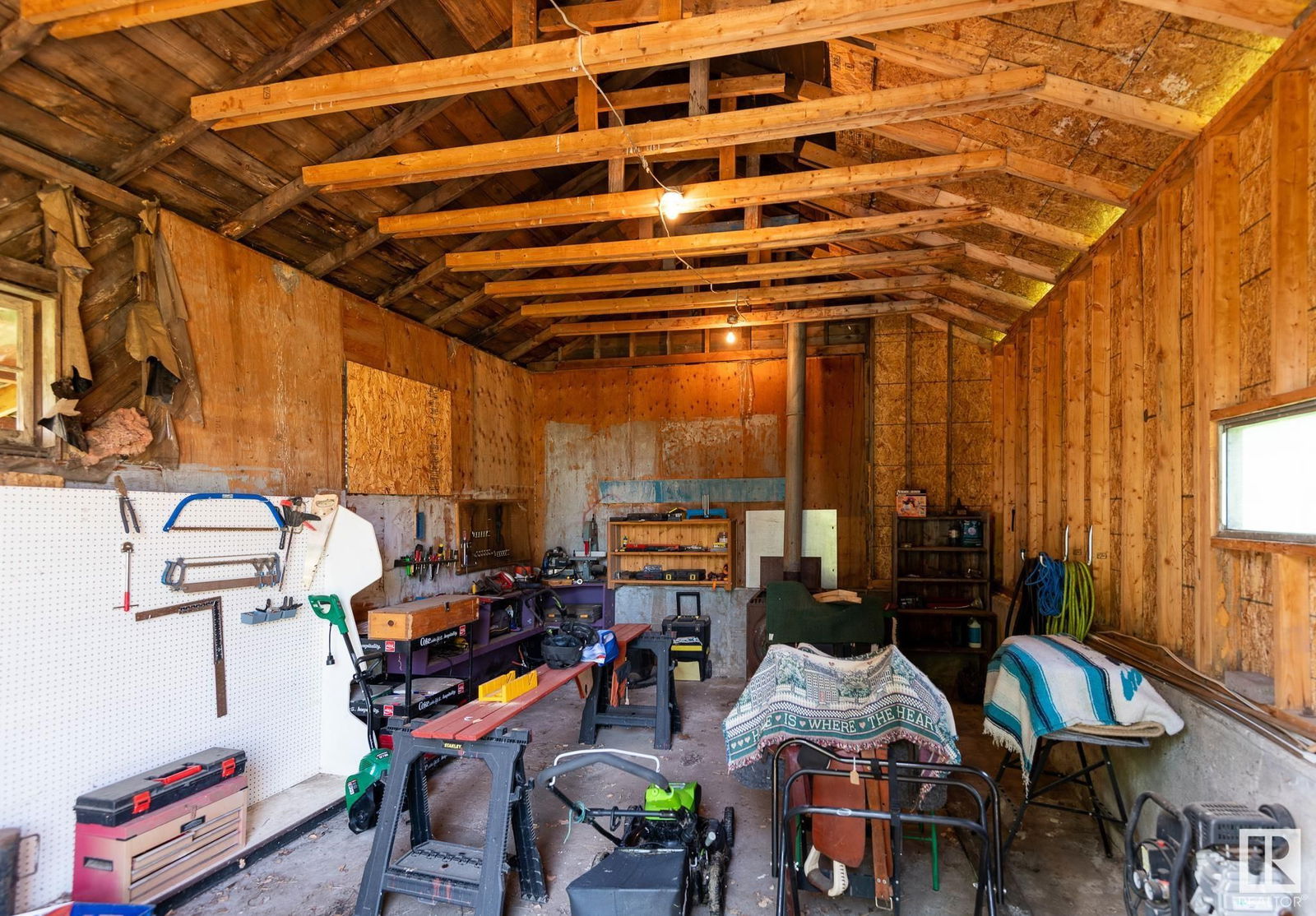 Listing Image 16