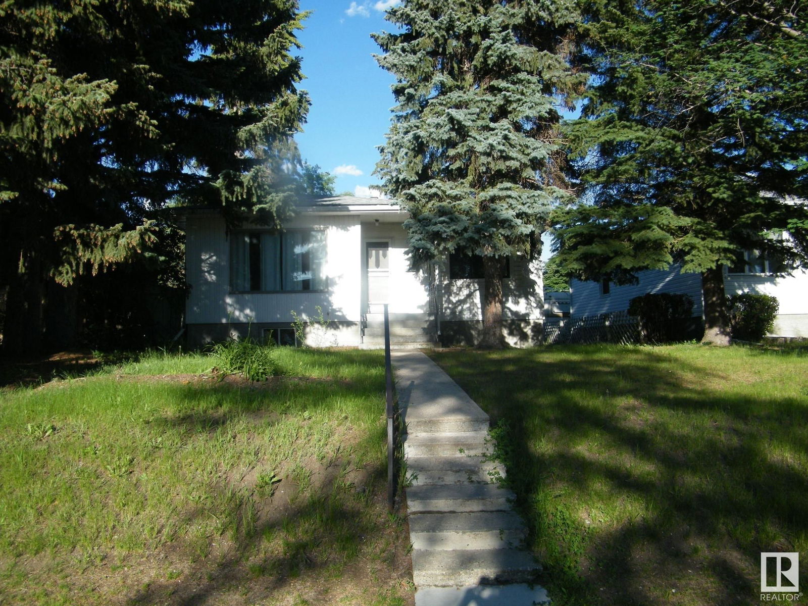 Listing Image 0