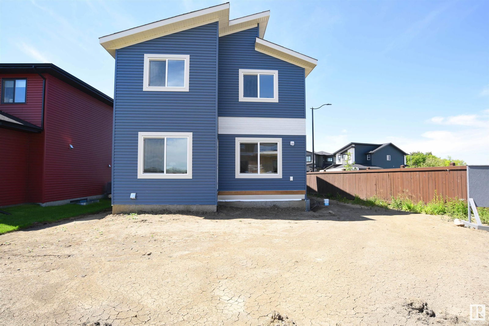 Listing Image 44