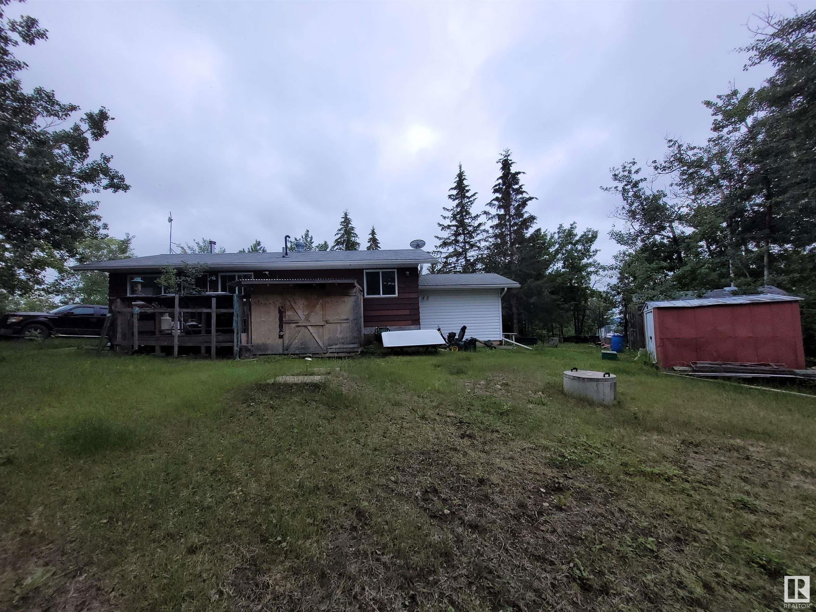 Listing Image 0