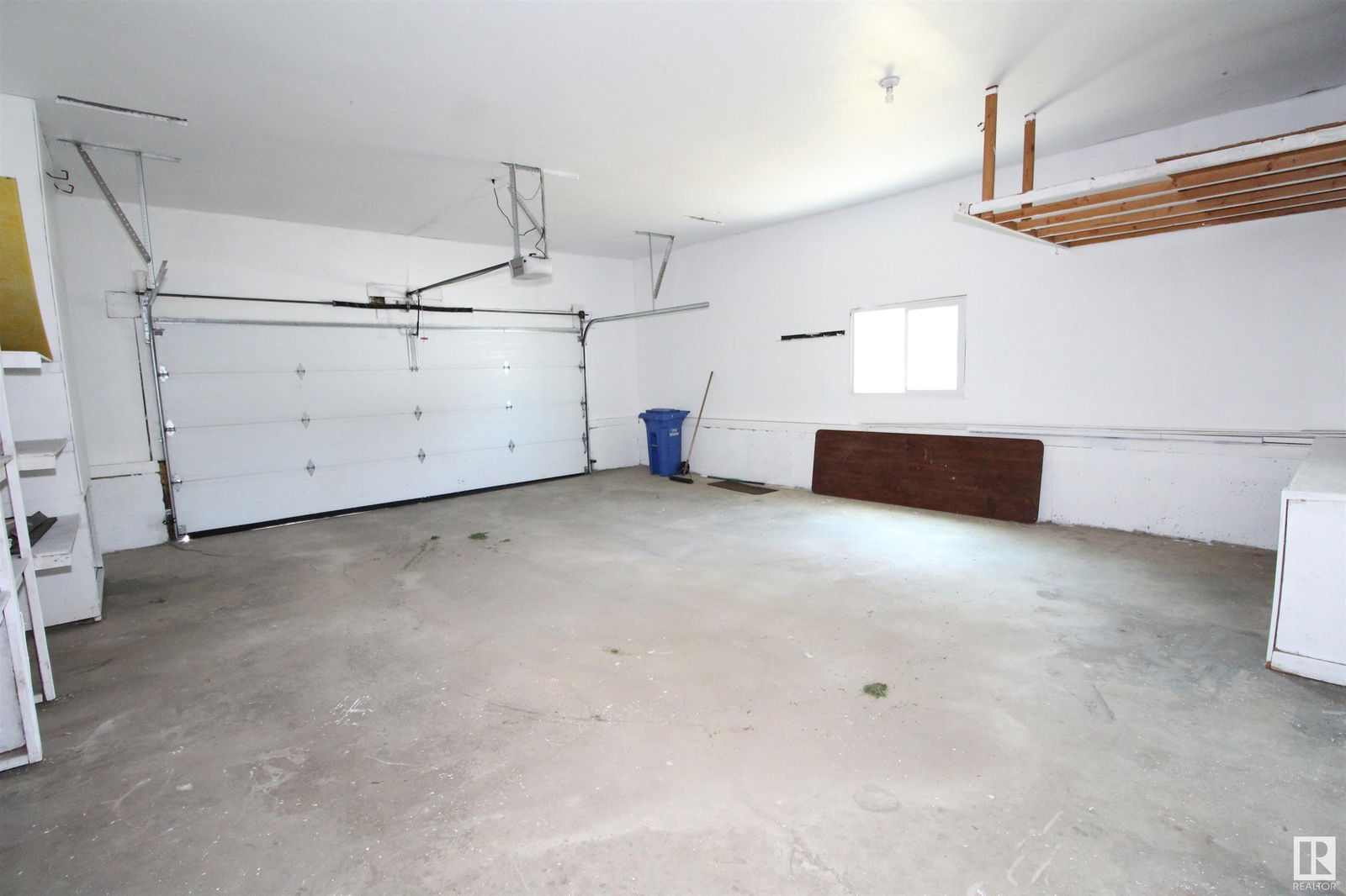 Listing Image 24