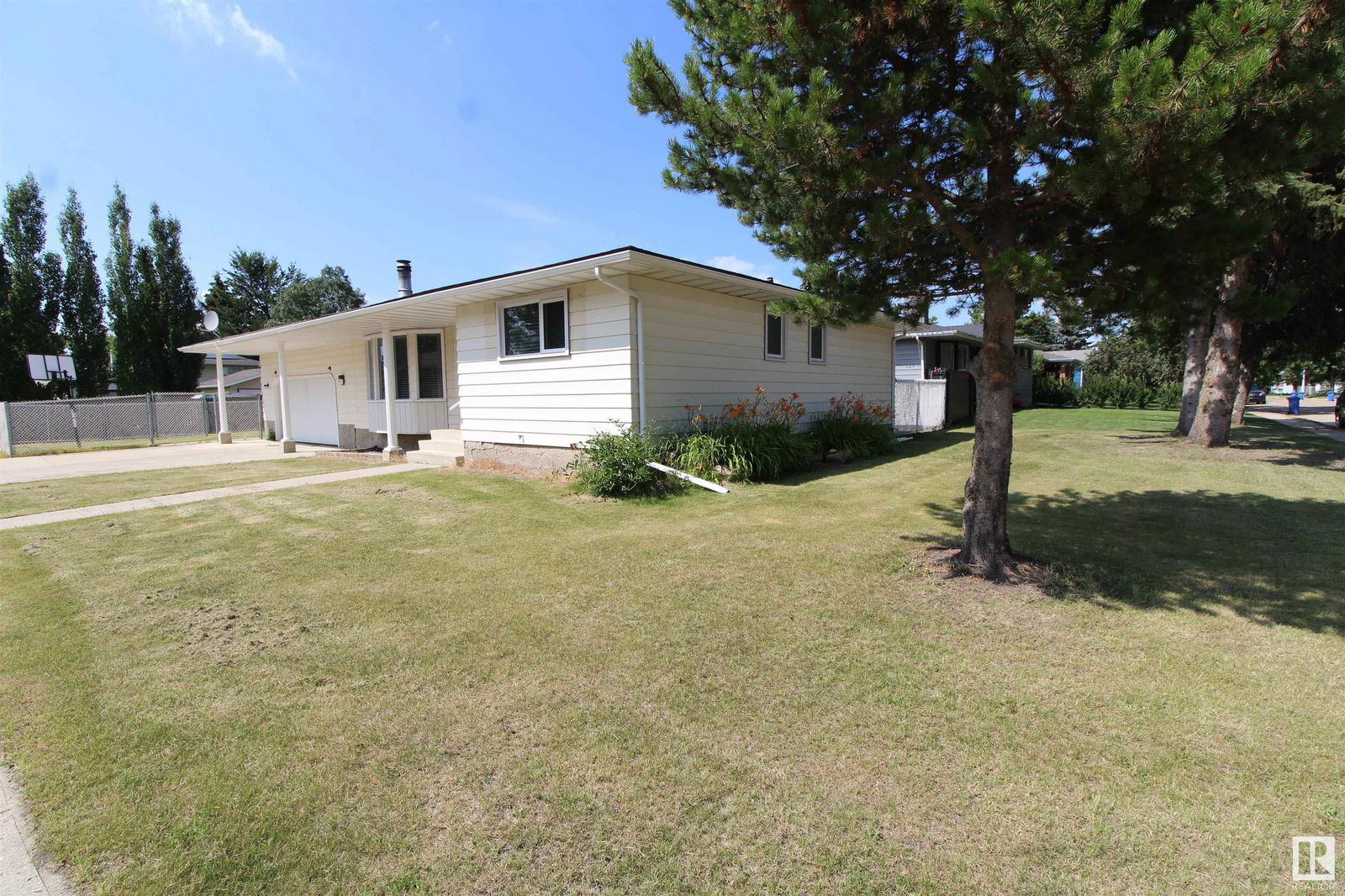 Listing Image 29