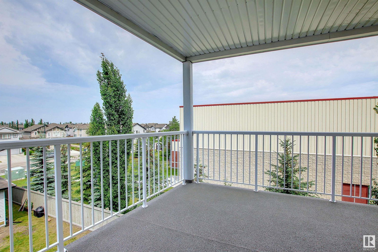 Listing Image 23