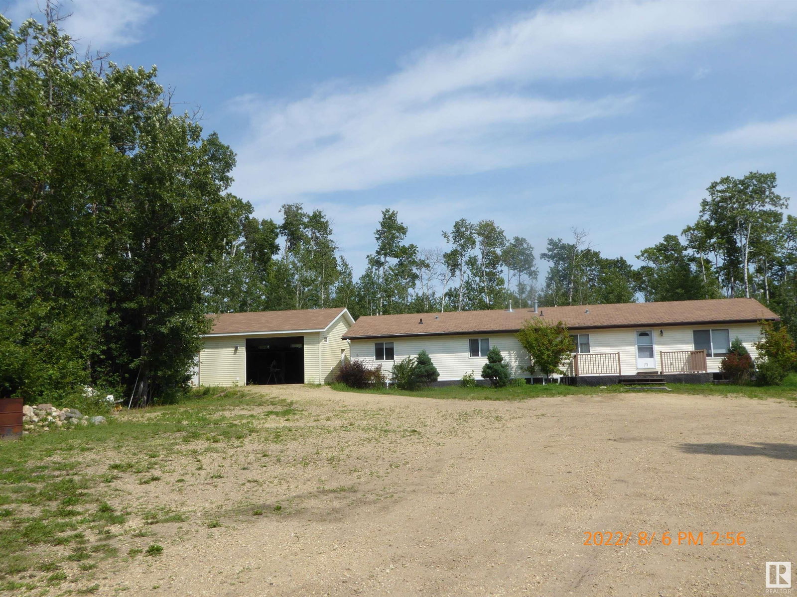 Listing Image 5